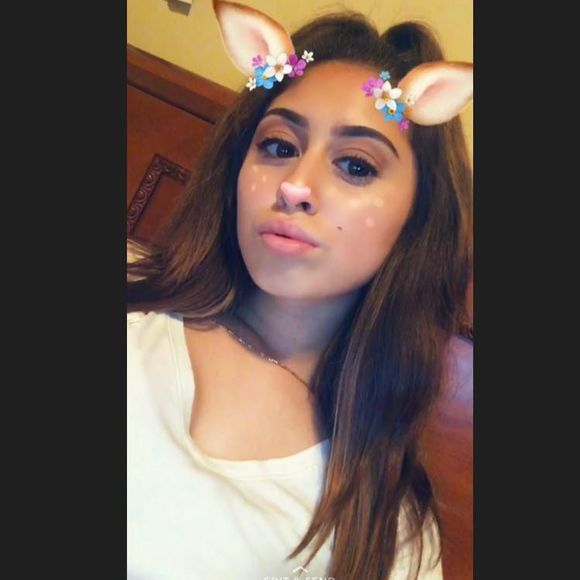 Meet your Posher, Gisselle - Picture 1 of 1